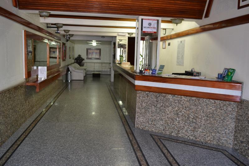 Fares Turis Hotel Uruguaiana Exterior foto