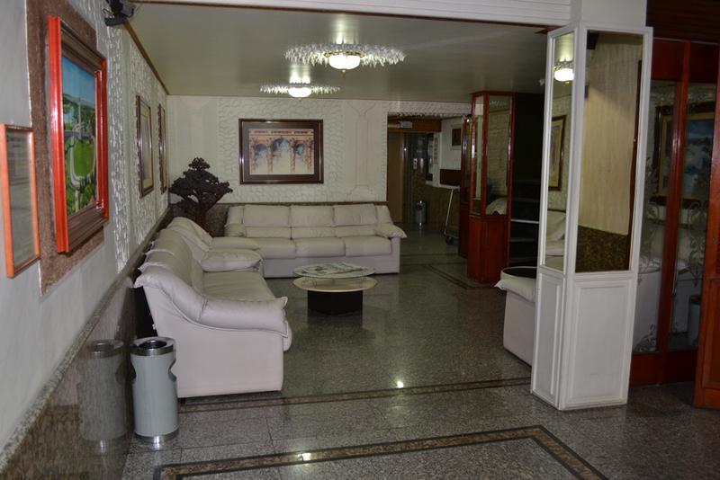 Fares Turis Hotel Uruguaiana Exterior foto